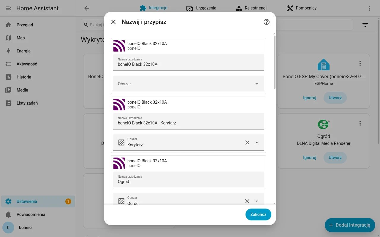 Home Assistant: okno Nazwij i przypisz z urządzeniami boneIO Black przypisanymi do obszarów