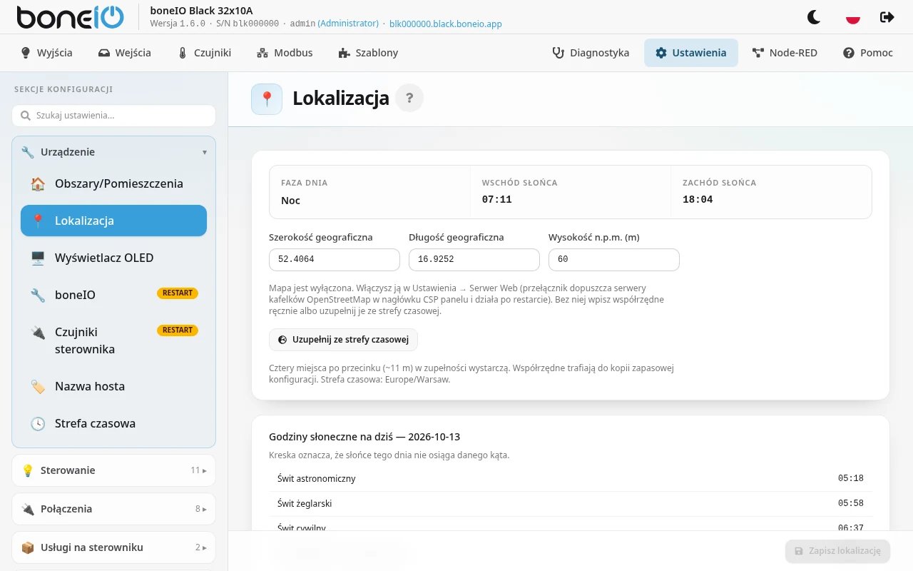 Ustawienia → Urządzenie → Lokalizacja z uzupełnionymi współrzędnymi i „Godzinami słonecznymi na dziś”